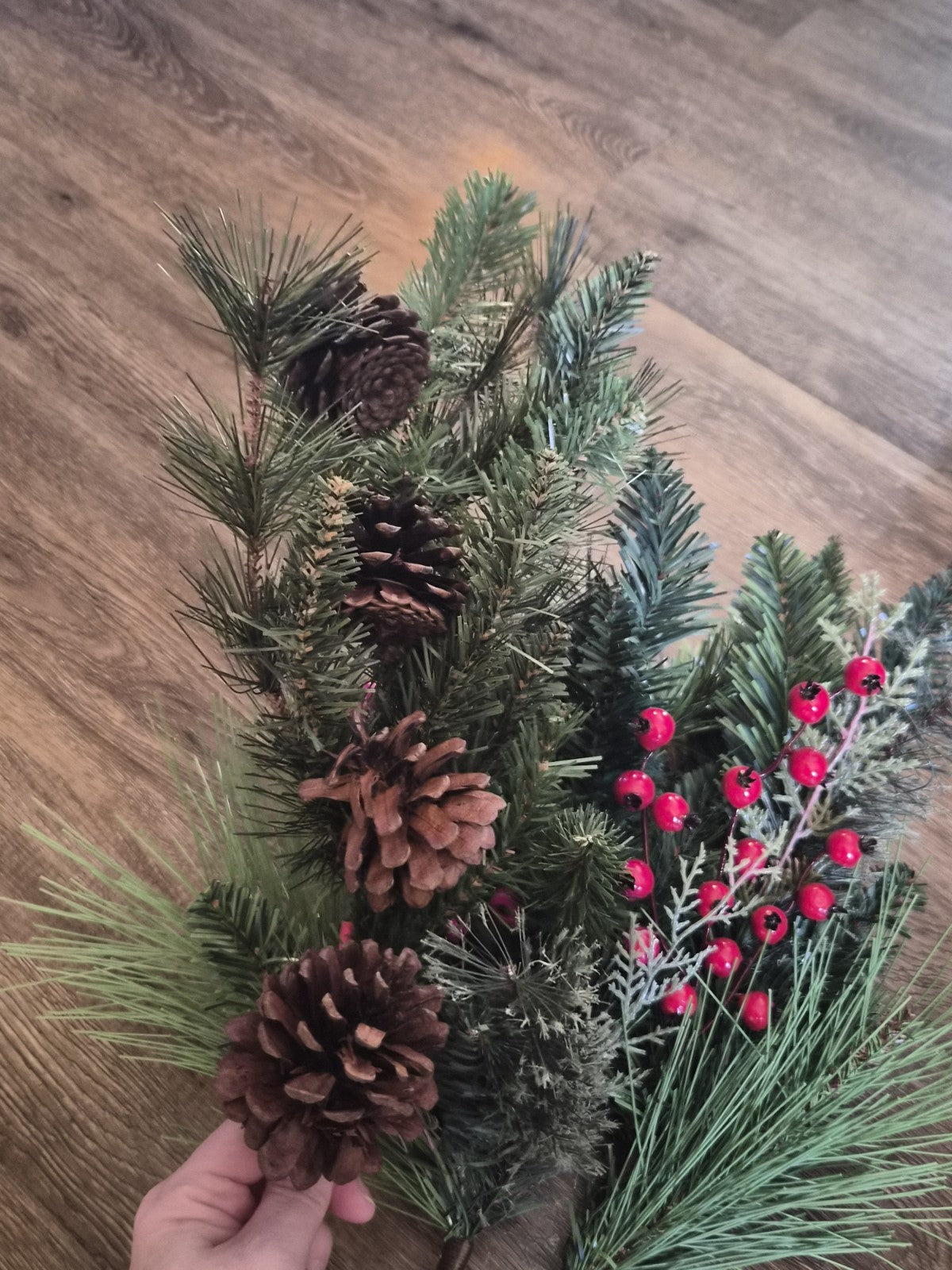 Pine Garland And Picks – photo 7
