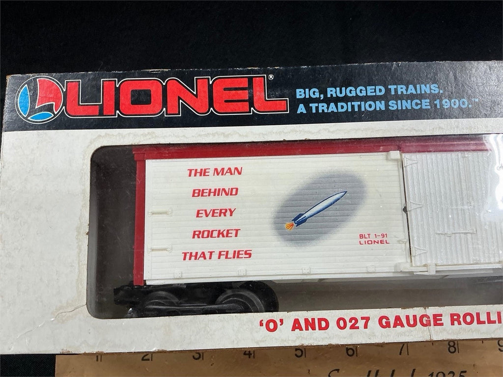 Lionel 6-19523 Dr Robert Goddard Rocket Scientist Reefer Boxcar O Gauge W Box – photo 3