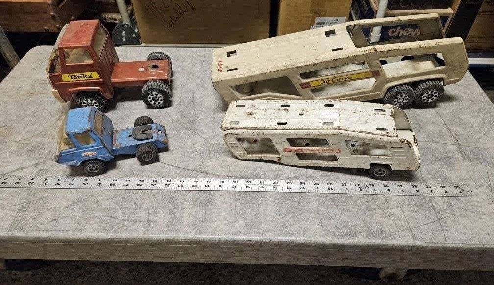 Vintage Tonka Car Carrier Lot 2 Semi Trucks & 2 Trailers Pressed Steel