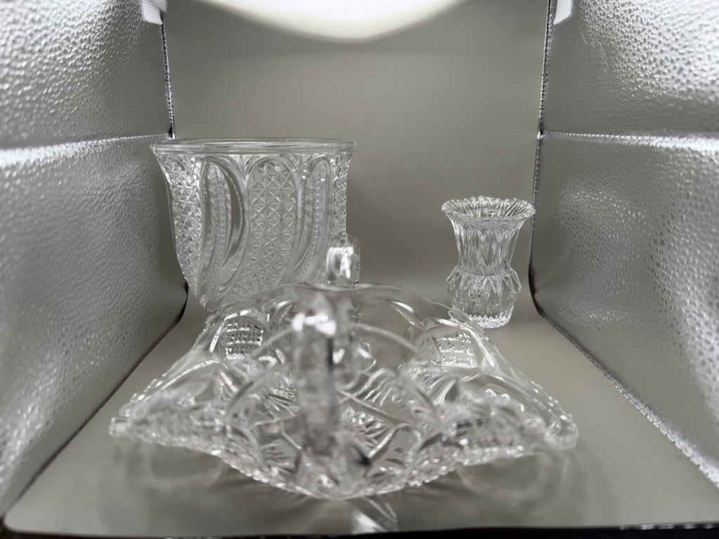 Vintage Clear Pressed Glass Lot Swan Basket Large Vase Mini Bud Vase 3 Pc – photo 3