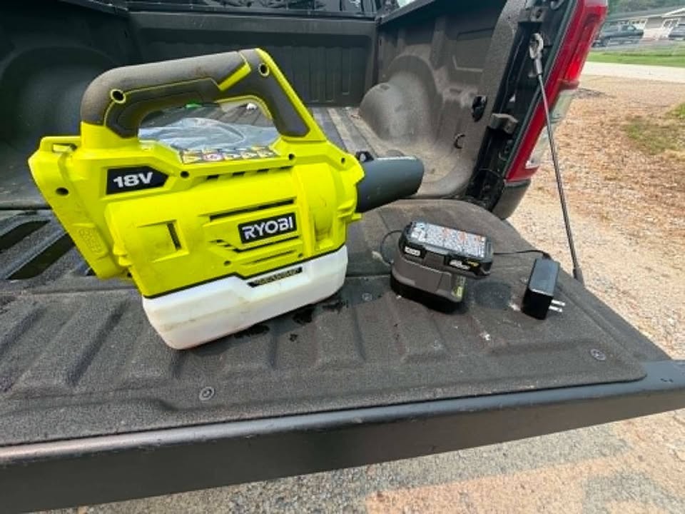 Ryobi One+ 0.5 Gallon 18V Chemical Sprayer Fogger/Mister Kit - Green (P2805) – photo 2