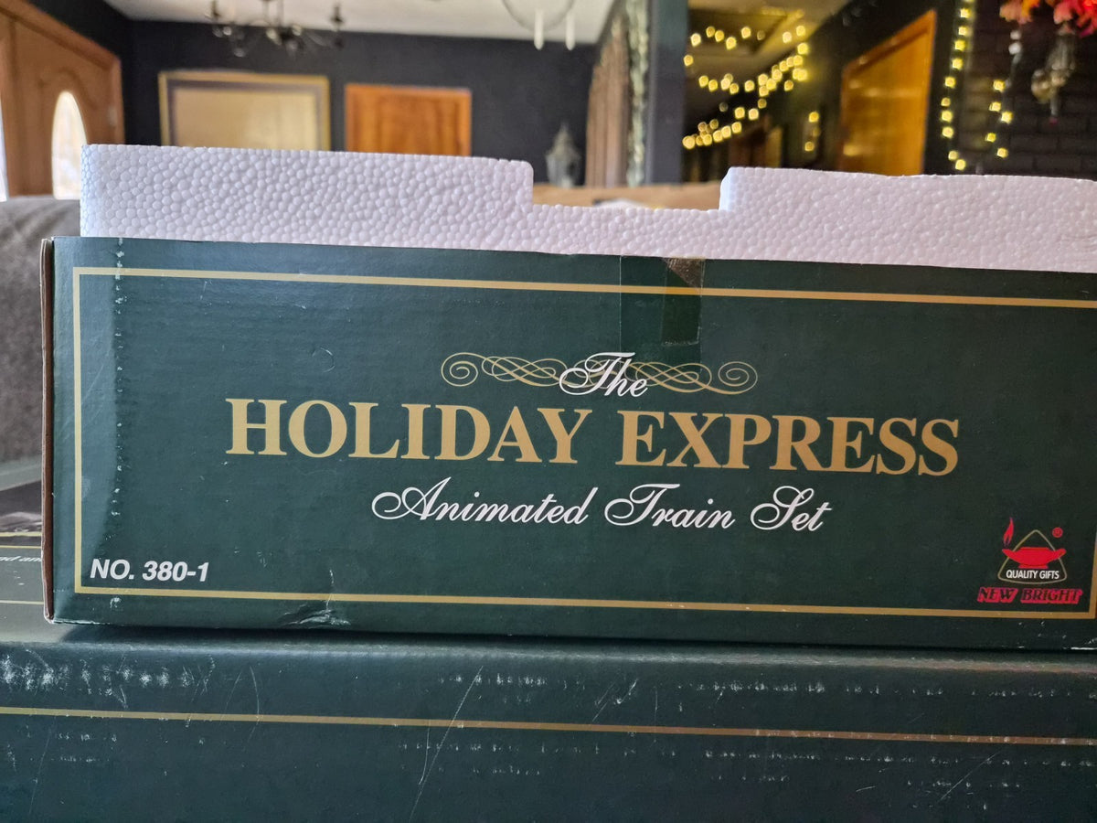 New Bright Holiday Express Santa’s Mailbox 380-1 Animated Christmas Train Tested – photo 6