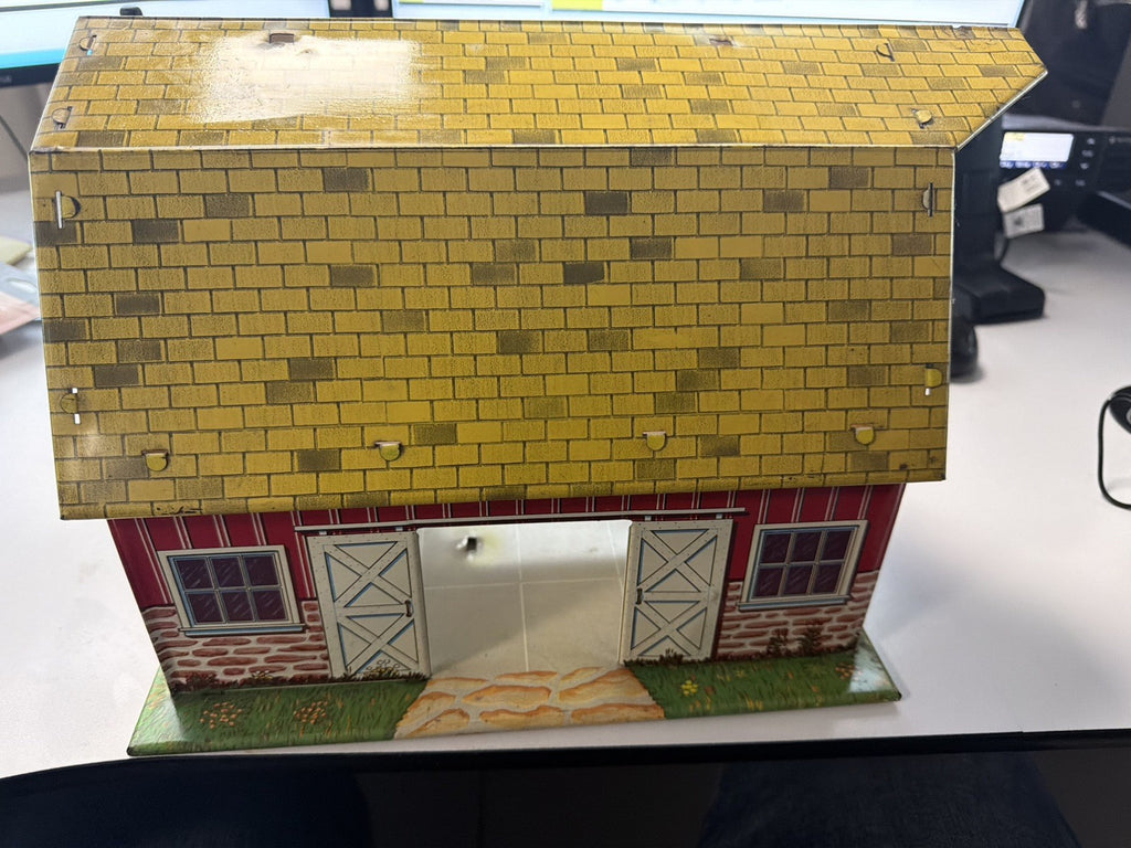 Vintage C.1962 Marx MAH Lazy-Day Farm Tin Litho Barn No Accessories No Animals – photo 3