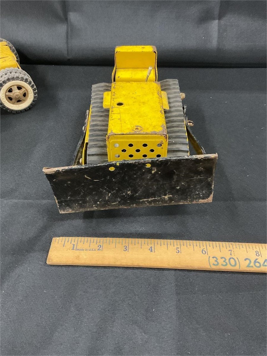 Vtg 1970s Mini Tonka Pressed Steel Lot Cabover Semi Truck Tractor & T-6 Bulldoze – photo 2